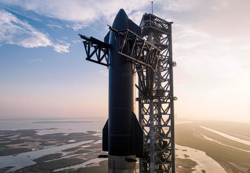 SpaceX 下月将首次尝试完整回收星舰与助推器
